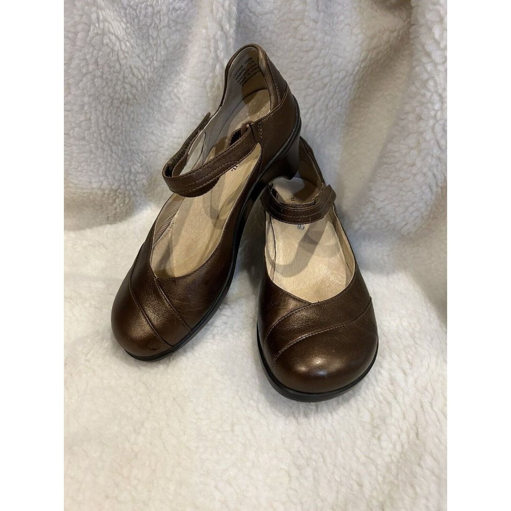 Women’s Sz 7.5 Aravon Leather MaryJane Shoes Brown Excellent Condition